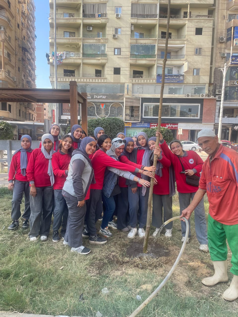  انطلاق المرحلة الرابعة من المبادرة الرئاسية 100 مليون شجرة