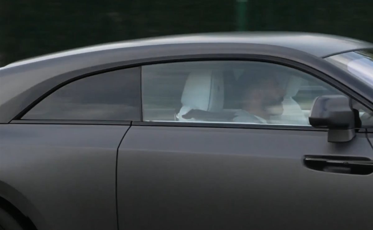 محمد صلاح يصل مقر تدريبات ليفربول اليوم على هامش الإستعداد لمواجهة الإنتر بدوري الأبطال