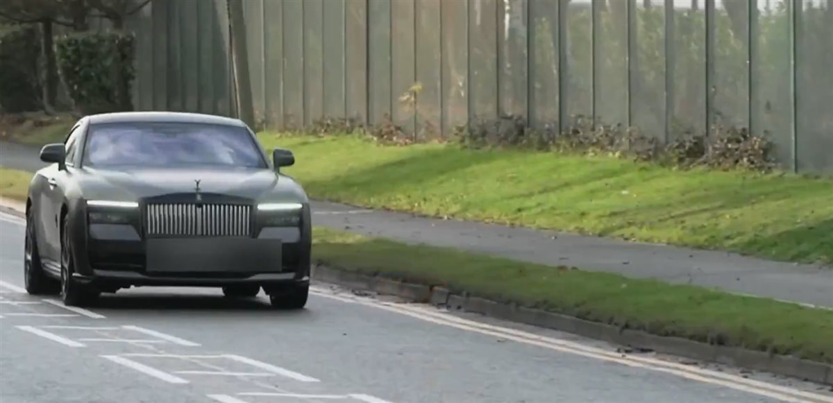 محمد صلاح يصل مقر تدريبات ليفربول اليوم على هامش الإستعداد لمواجهة الإنتر بدوري الأبطال