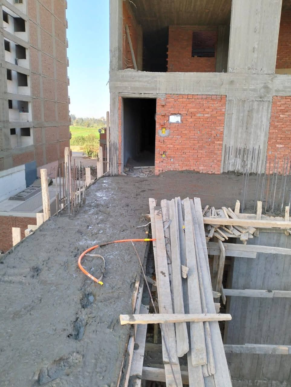 السقالة الخشبية