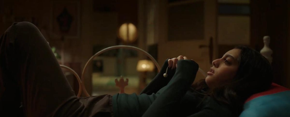 ياسمينا العبد معجبة بـ يوسف رأفت ضمن أحداث الحلقة 2 من مسلسل ميد ترم