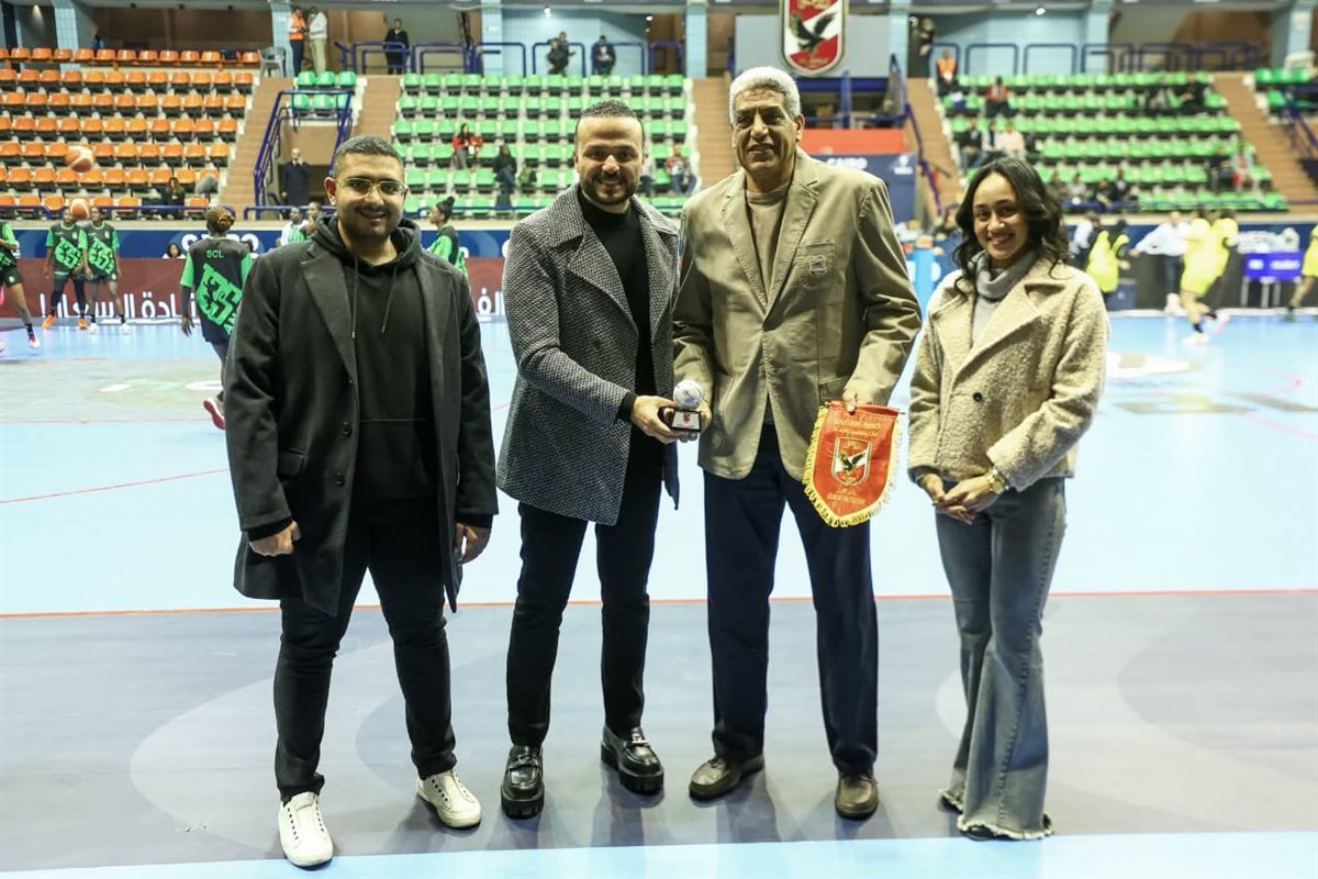 تكريم قدامى سيدات سلة الأهلي على هامش بطولة إفريقيا بالنادي