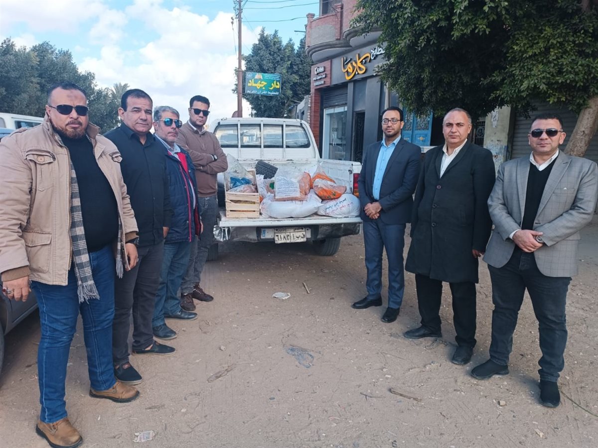 ضبط سلع وعجينة حواوشي فاسدة في حملة تموينية بالفيوم