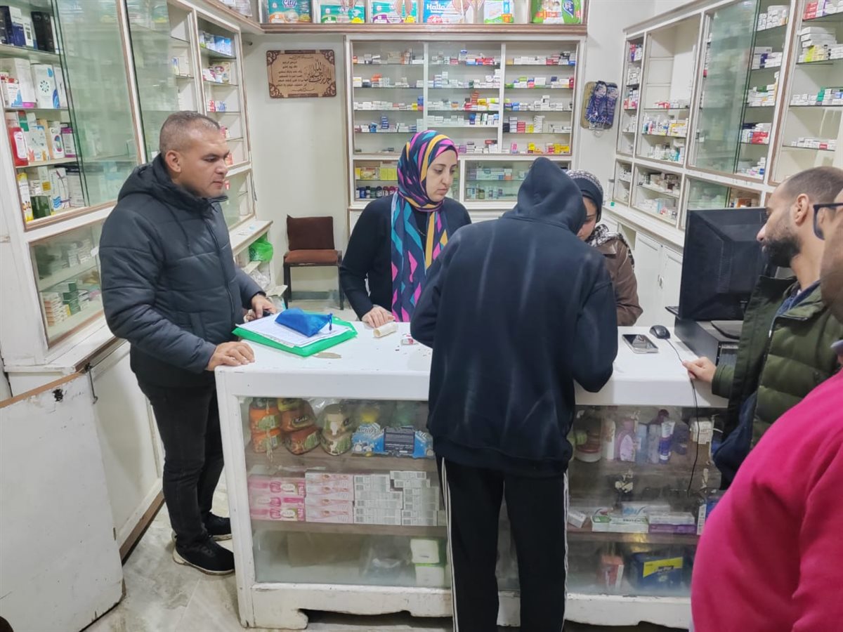 ضبط شاب حاصل علي بكالوريوس تجارة وينتحل صفة طبيب