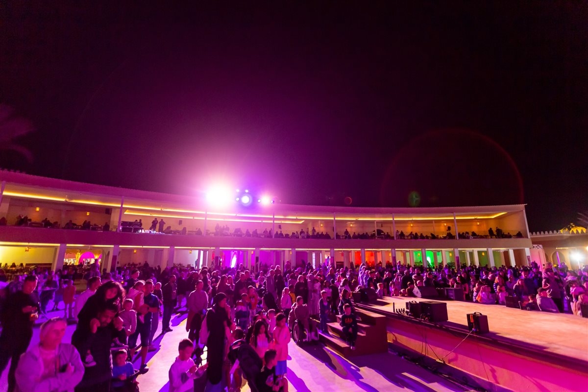 مدينة نيفرلاند الترفيهية