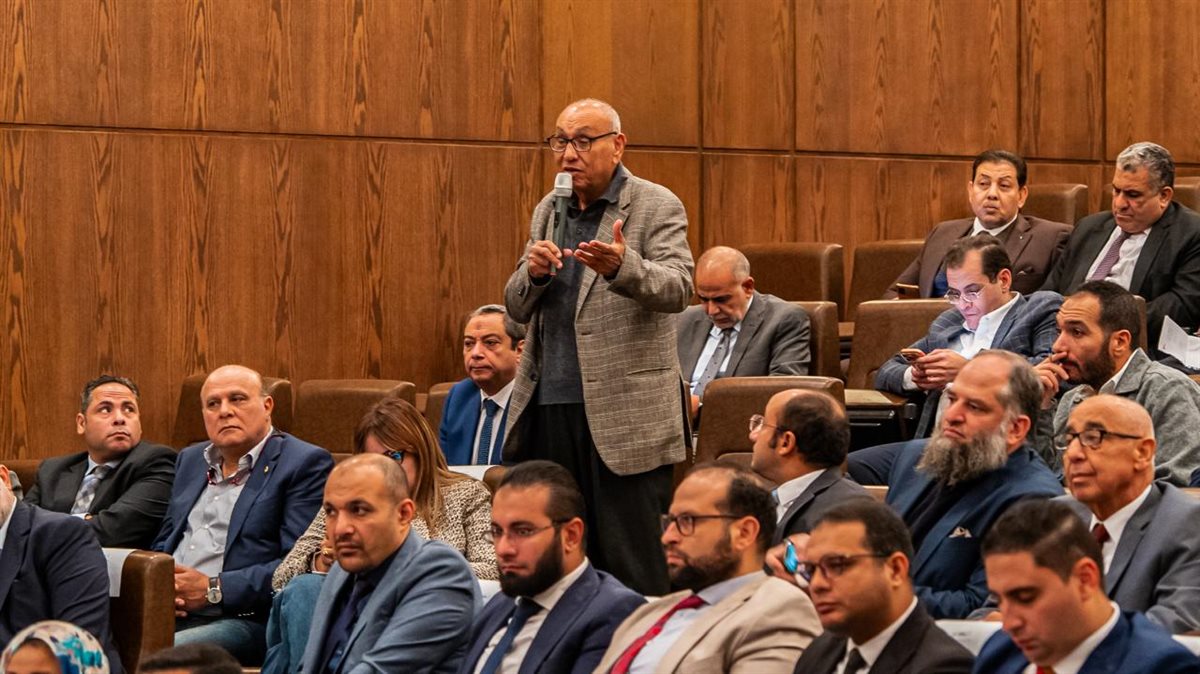 مراكز ضريبية للخدمات المتميزة للممولين والمكلفين،