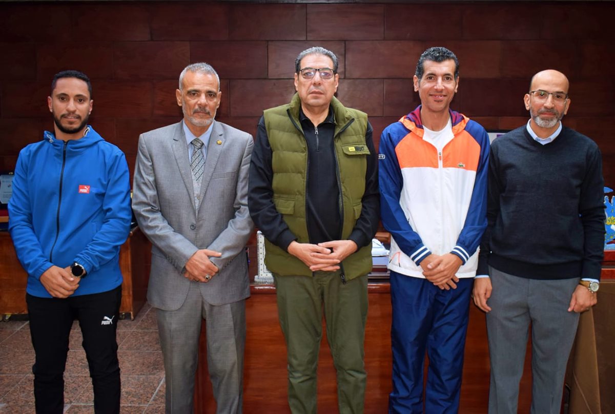 وكيل تعليم جنوب سيناء يكرم فراشات الجمباز والمتفوقين دراسيا