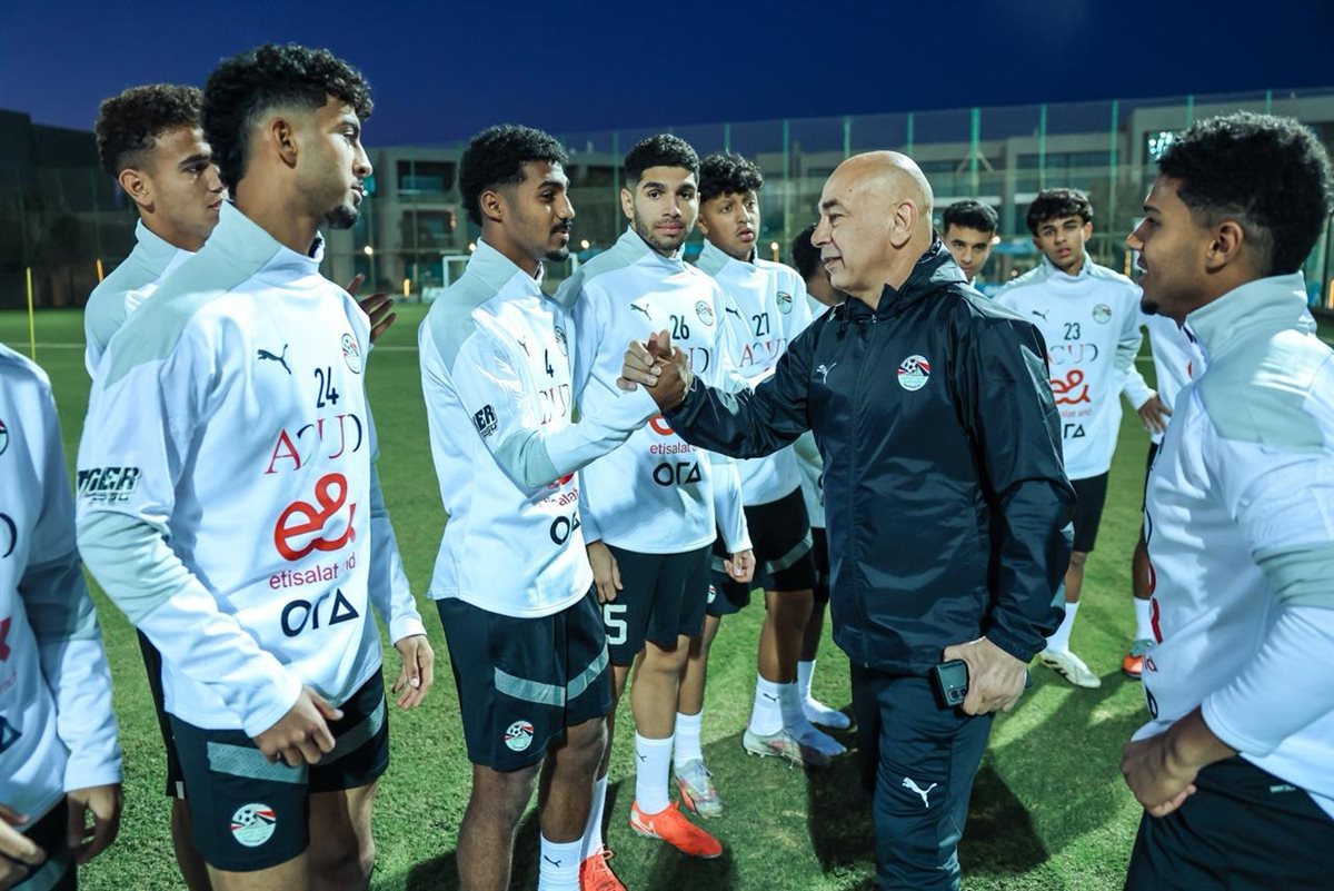 حسام حسن وإبراهيم حسن يزوران معسكر  منتخب مصر مواليد 2007