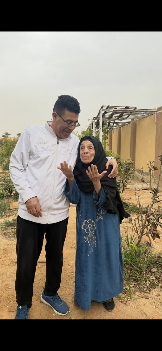 وفاة والدة النائب والكاتب الصحفي عماد الدين حسين رئيس تحرير الشروق