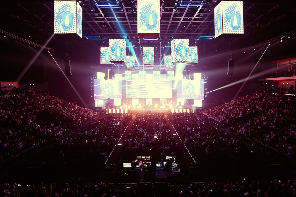 حفل عمرو دياب