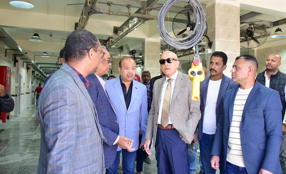 محافظ الأقصر يتفقد شادر الحبيل