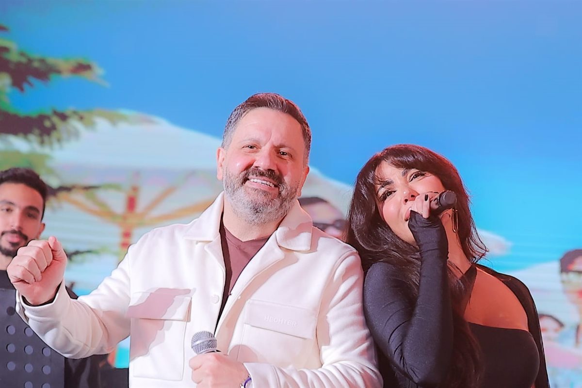 إدوارد في آخر حفلاته بالتجمع