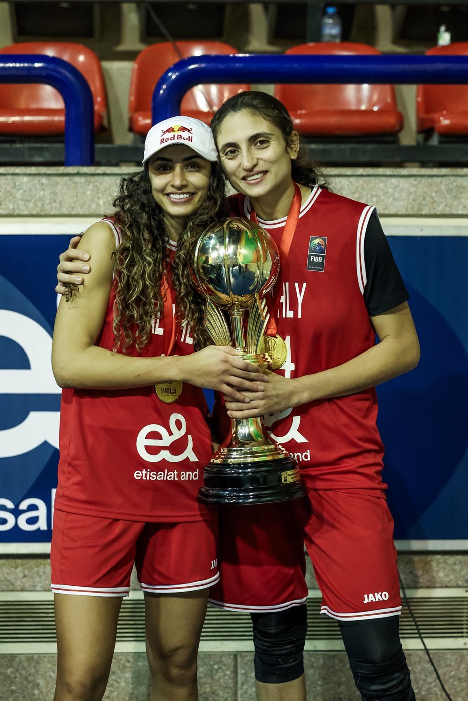 <strong>هاجر عامر: لعبت بإخلاص فحصدت التكريم وبطولة أفريقيا مع الأهلي لحظة لا تُنسى </strong>