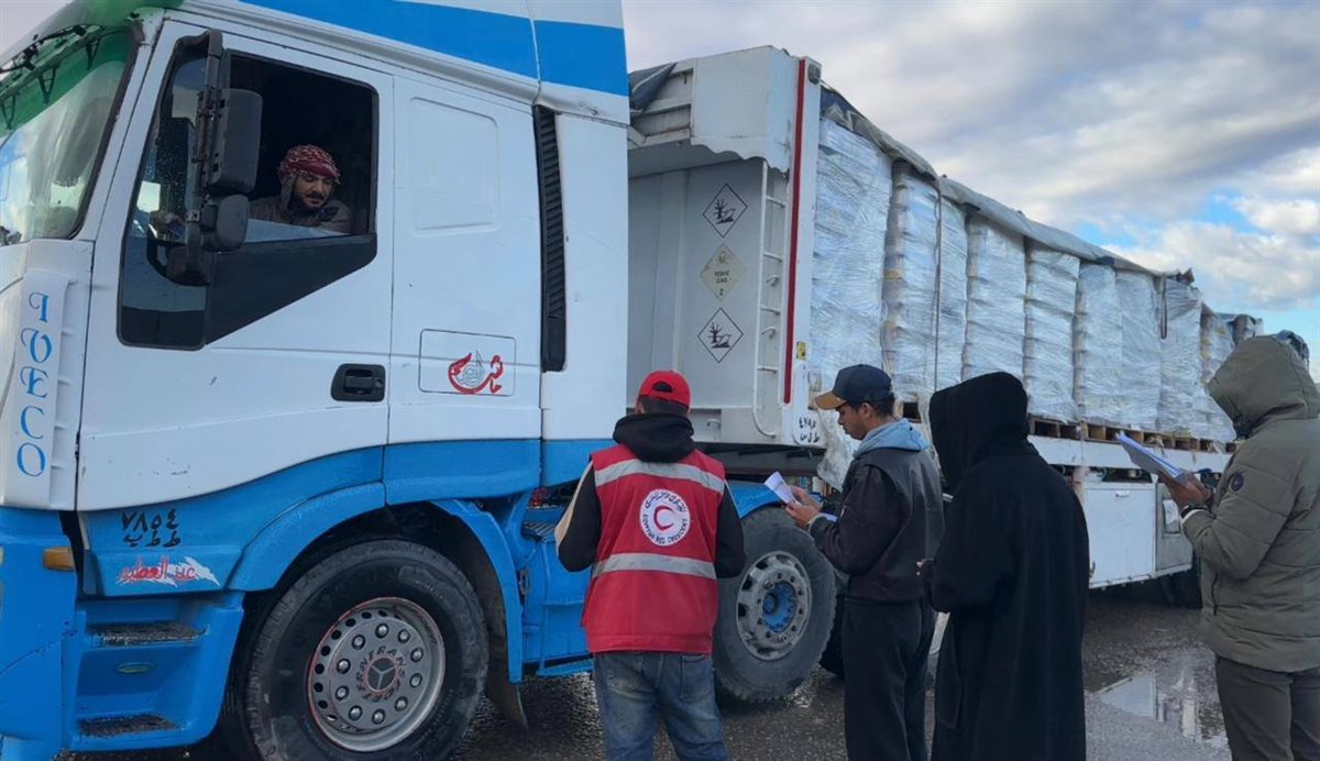 مساعدات الهلال الأحمر المصري