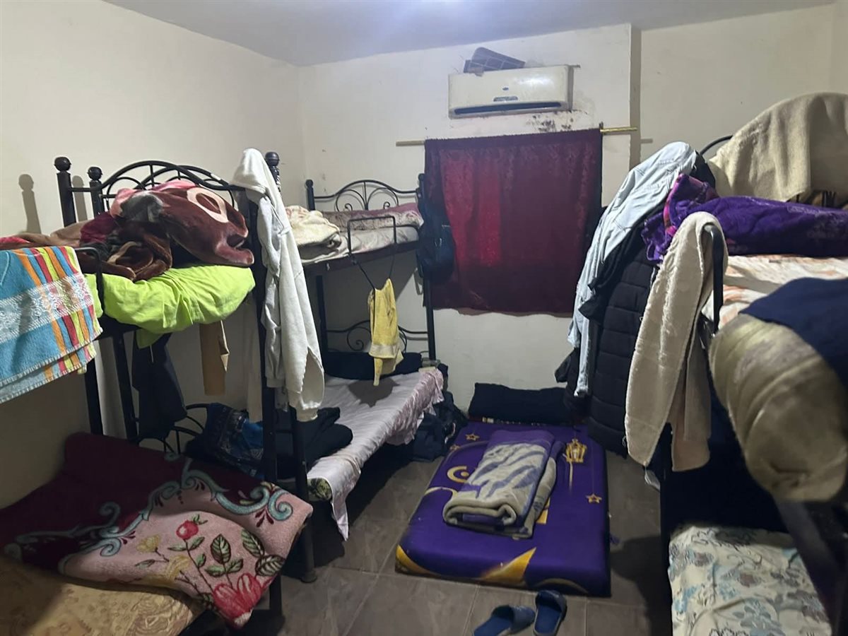 غير آدمية.. غلق 9 مراكز لعلاج الإدمان تعمل دون ترخيص في الإسكندرية| صور