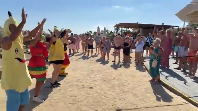 مهرجان الفراولة بفنادق مرسى علم 