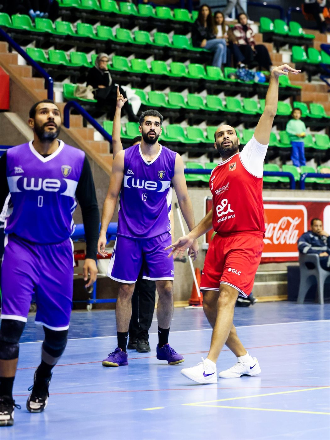 <strong>الأهلي يفوز على&nbsp;</strong><span style=