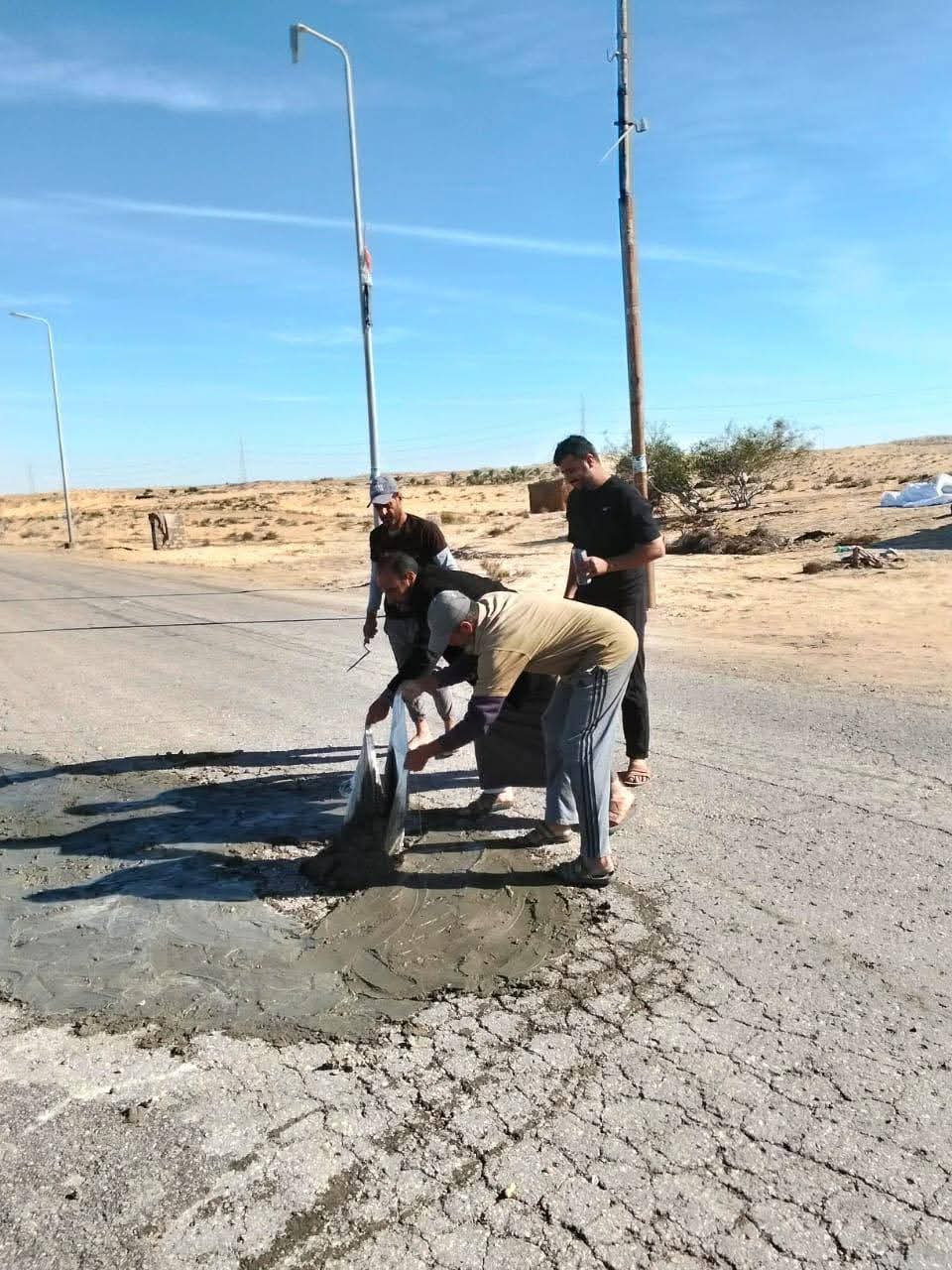 بعد تكرار الحوادث.. مبادرة أهلية لإصلاح حفر بطريق العريش - القنطرة