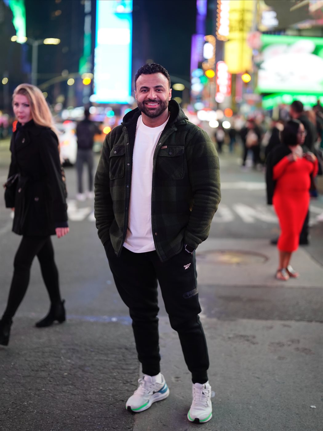 سحب الجنسية المصرية من البلوجر علي حسن بعد التحاقه بالخدمة العسكرية الأمريكية