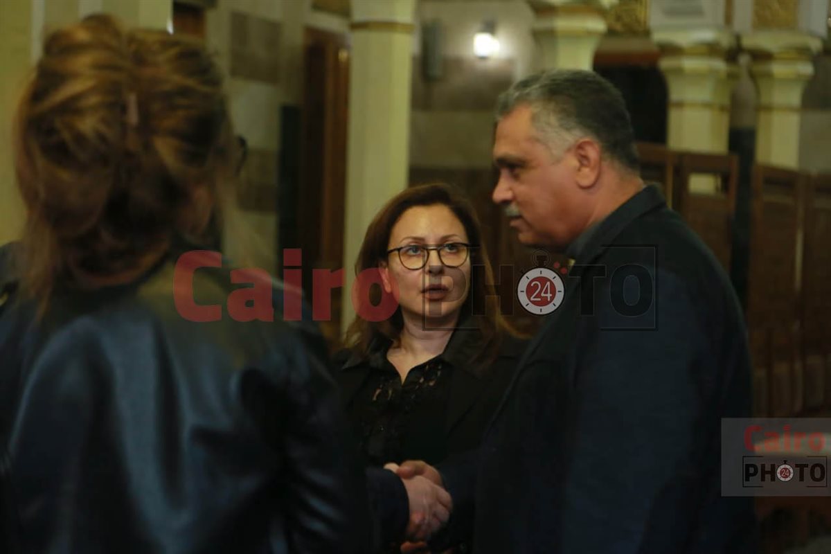 بدء عزاء الفنانة سمية الألفي في مسجد عمر مكرم