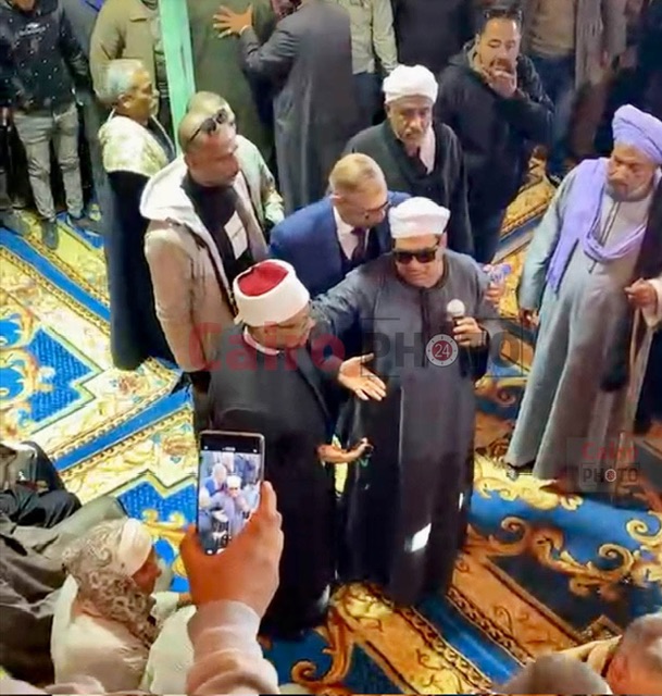 إبن شقيق الإمام الشيخ أحمد محمد الطيب