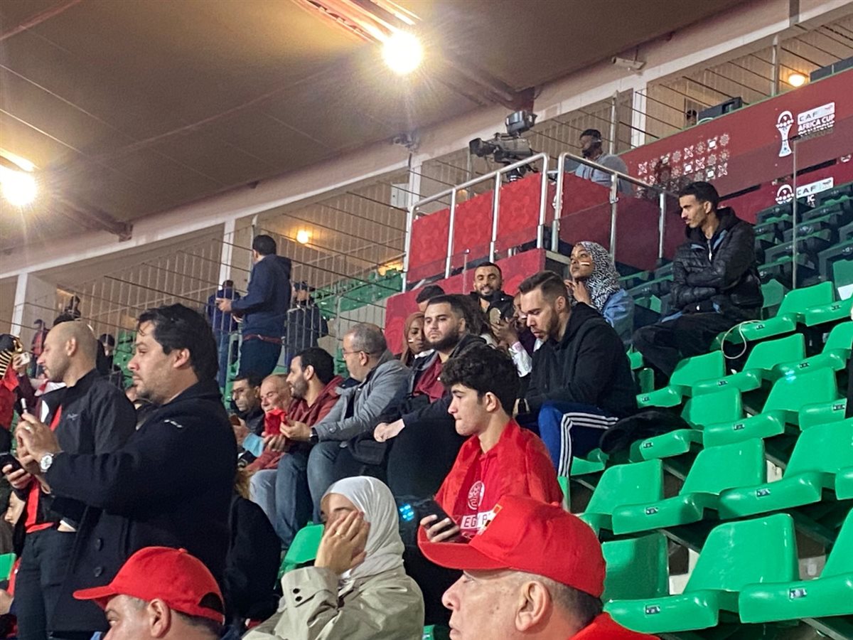 <strong>الجماهير المصرية تدعم منتخب مصر في مواجهة زيمبابوي بكأس أمم إفريقيا&nbsp;</strong>