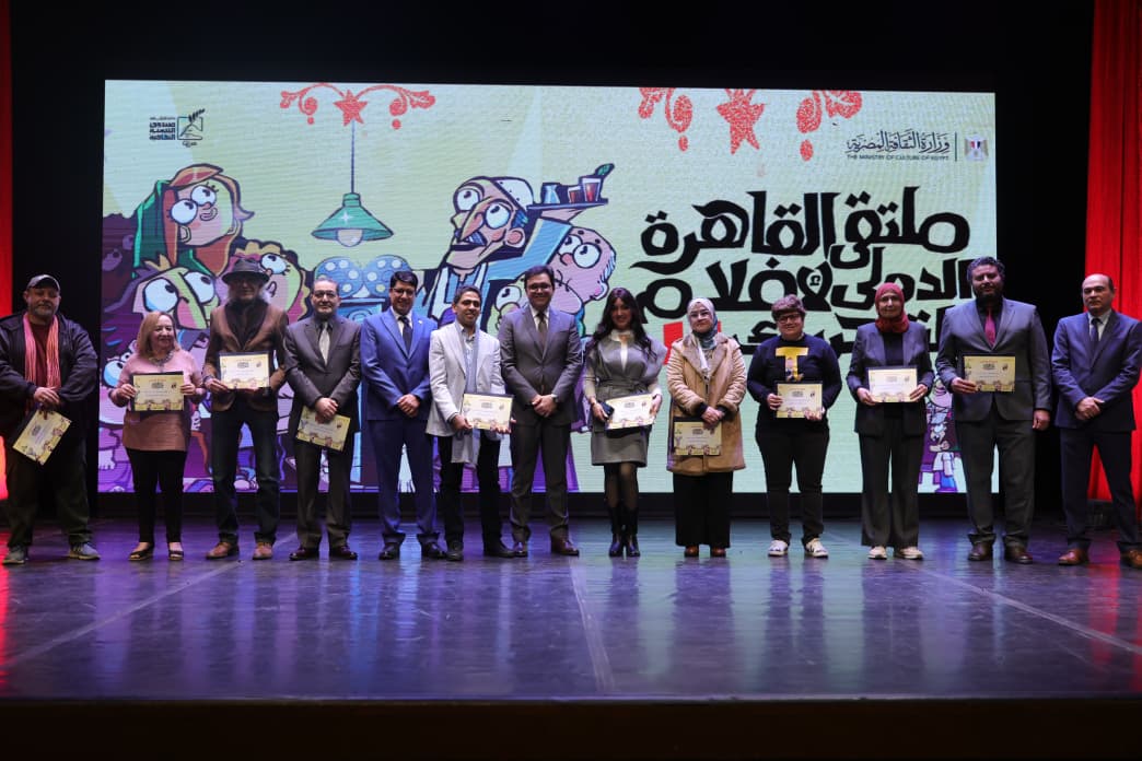 توزيع جوائز الملتقى