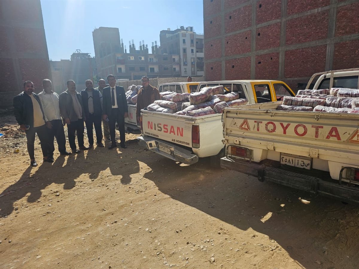 ضبط 3950 كيس مكرونة مدعمة بالأقصر