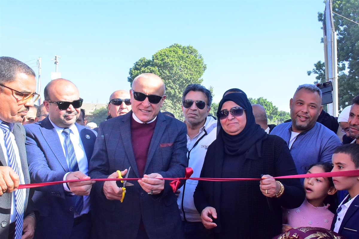 محافظ الأقصر يفتتح 3 محطات صرف بأرمنت&nbsp;