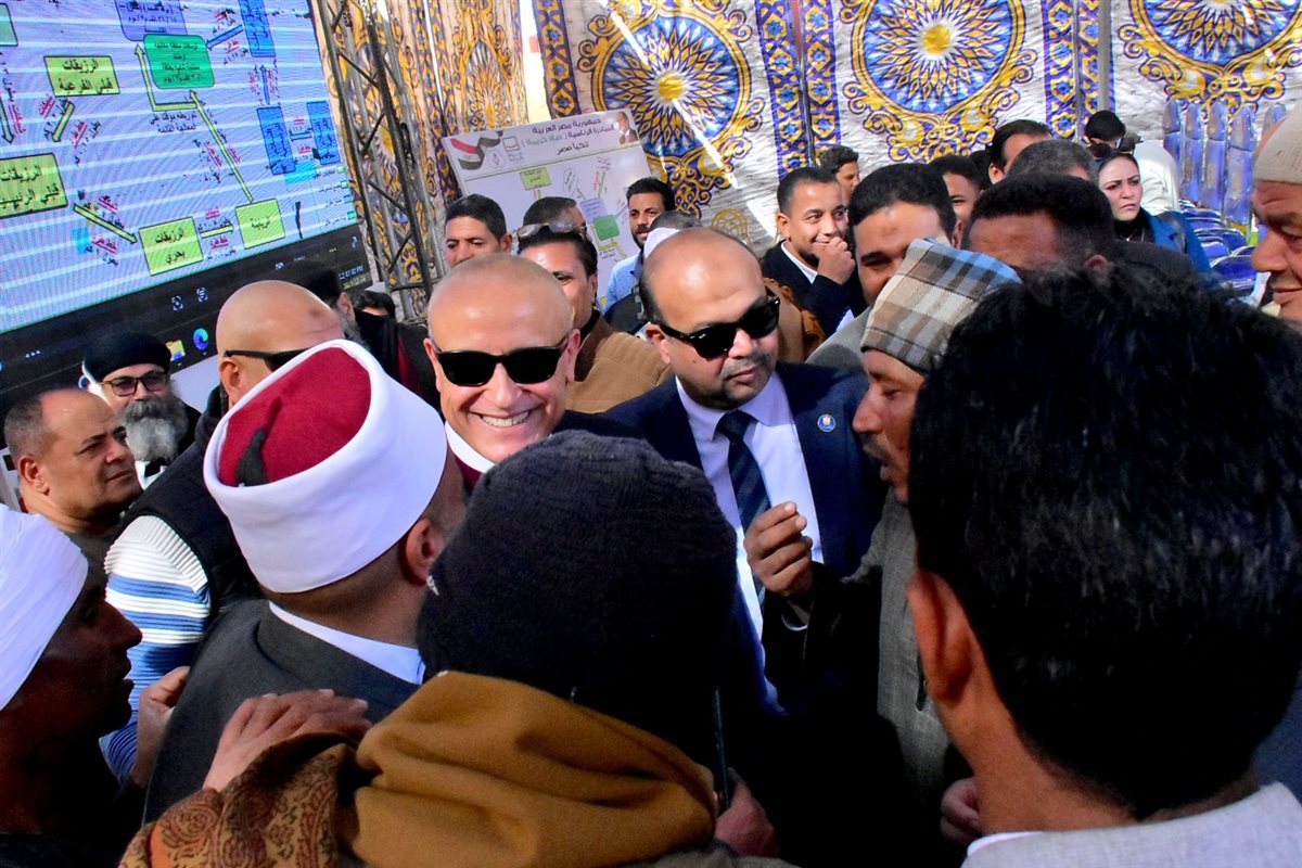 محافظ الأقصر يفتتح 3 محطات صرف بأرمنت&nbsp;