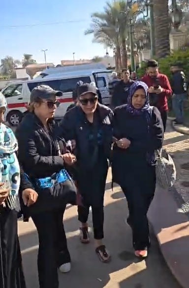 <strong>انهيار لمياء الأمير شقيقة طارق الأمير&nbsp;</strong>