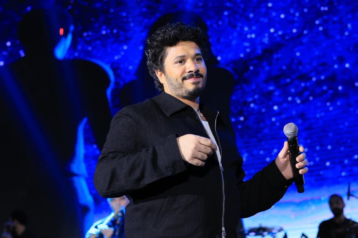 <strong>محمد فؤاد ومصطفى حجاج يشعلان أضخم حفلات الكريمساس</strong>