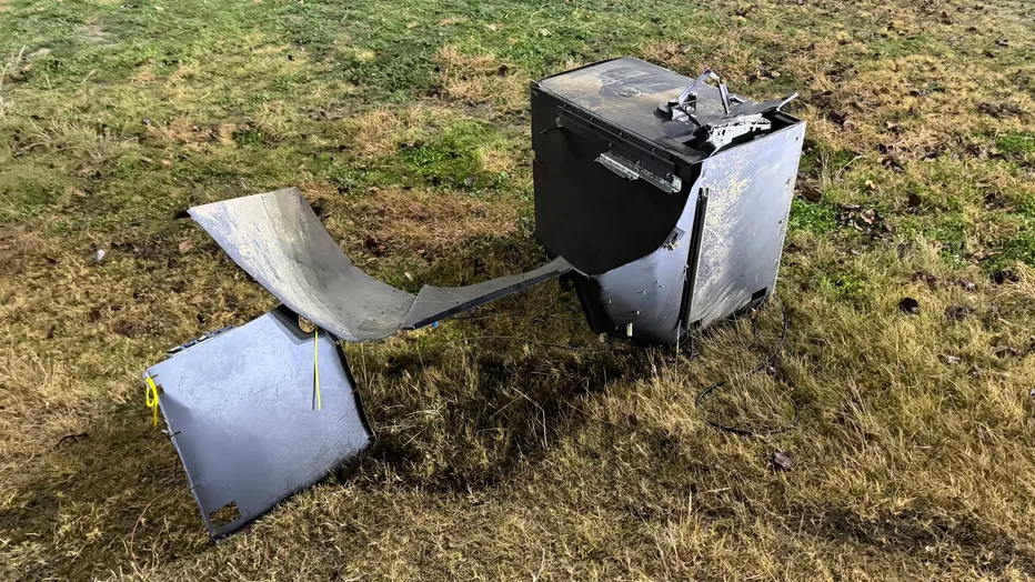 سرقة جهاز صراف آلي من متجر صغير في ولاية تكساس الأمريكية