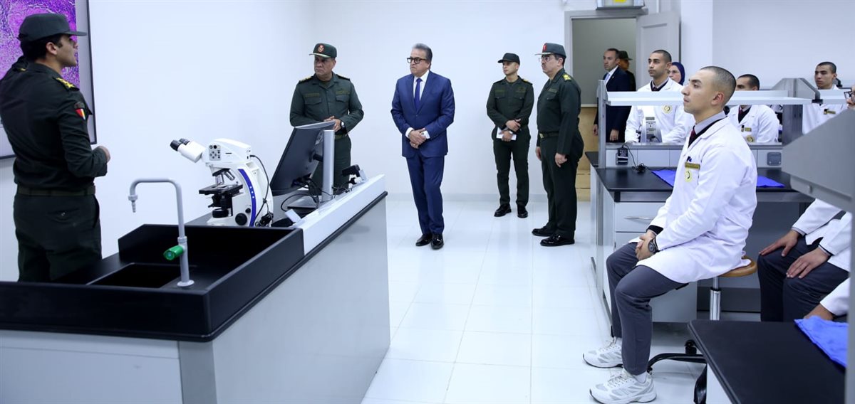 كلية الطب بالقوات المسلحة تستقبل الدكتور خالد عبد الغفار