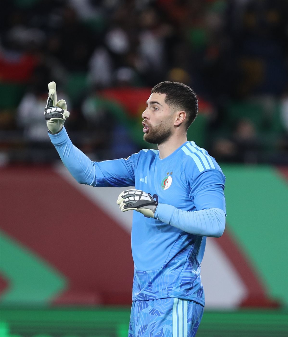 لوكا زيدان، نجل الأسطوة الفرنسية زين الدين زيدان وحارس مرمى الجزائر