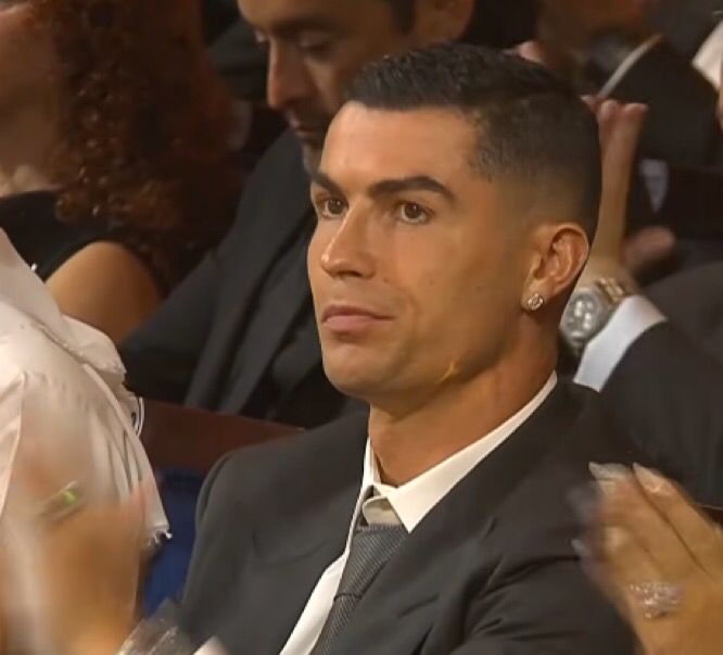 النجم البرتغالي كريستيانو رونالدو من حفل جوائز جلوب سوكر 2025