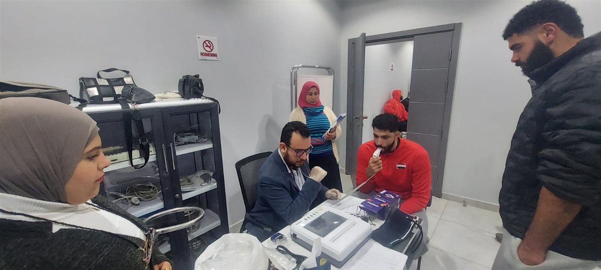 الكشف الطبي للاعبي منتخب اليد (13)