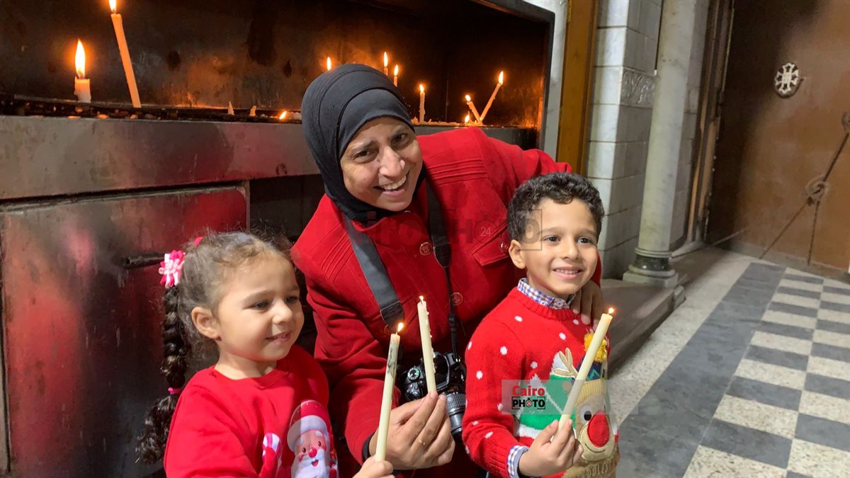 أقباط بورسعيد يؤدون صلوات قداس رأس السنة بكنيسة الأنبا بيشوي 