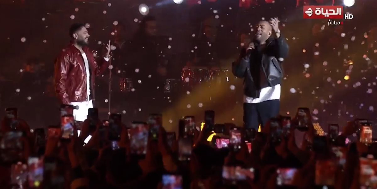تامر حسني يتألق في حفله بالعاصمة الجديدة بحضور كامل العدد