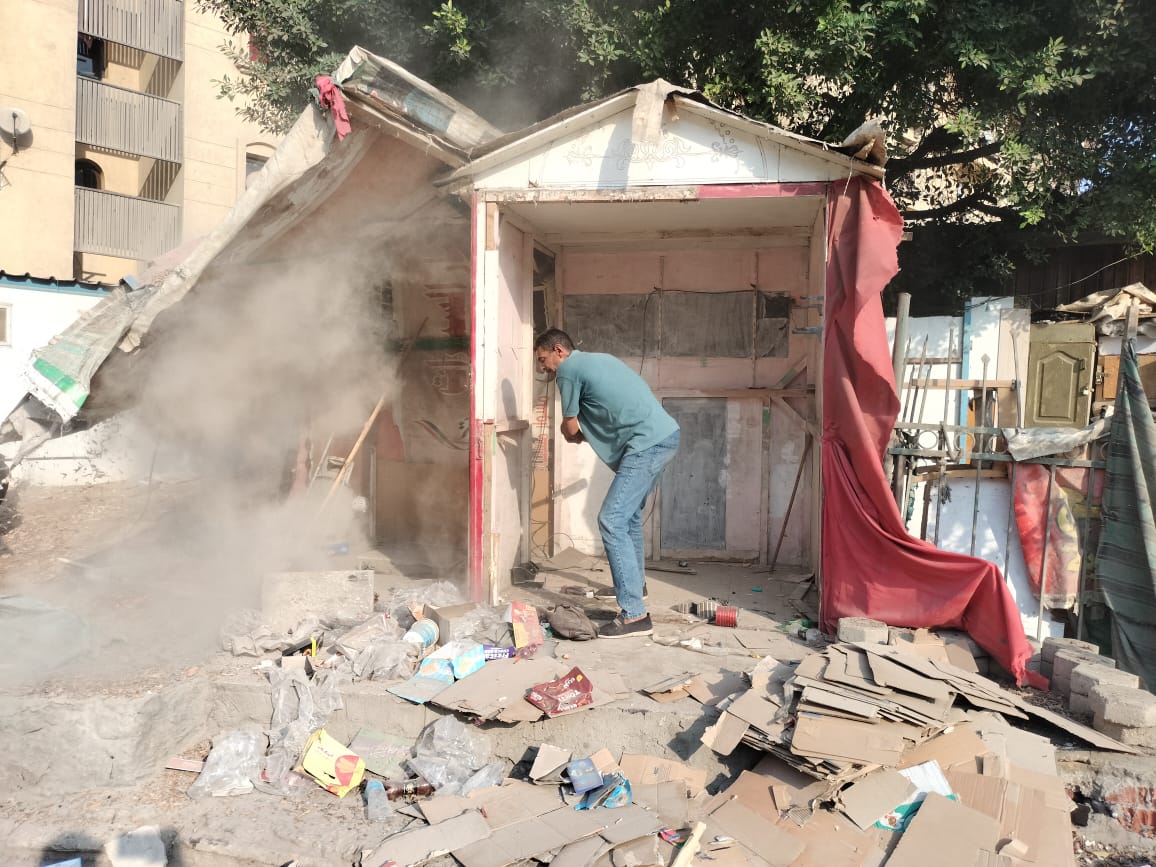 إزالة 110 أكشاك غير مرخصة