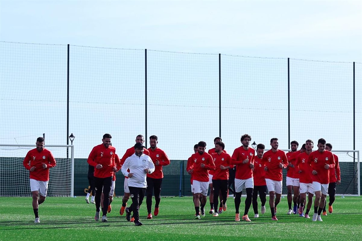 <strong>منتخب مصر يواصل تدريباته استعدادًا لمواجهة بنين</strong>