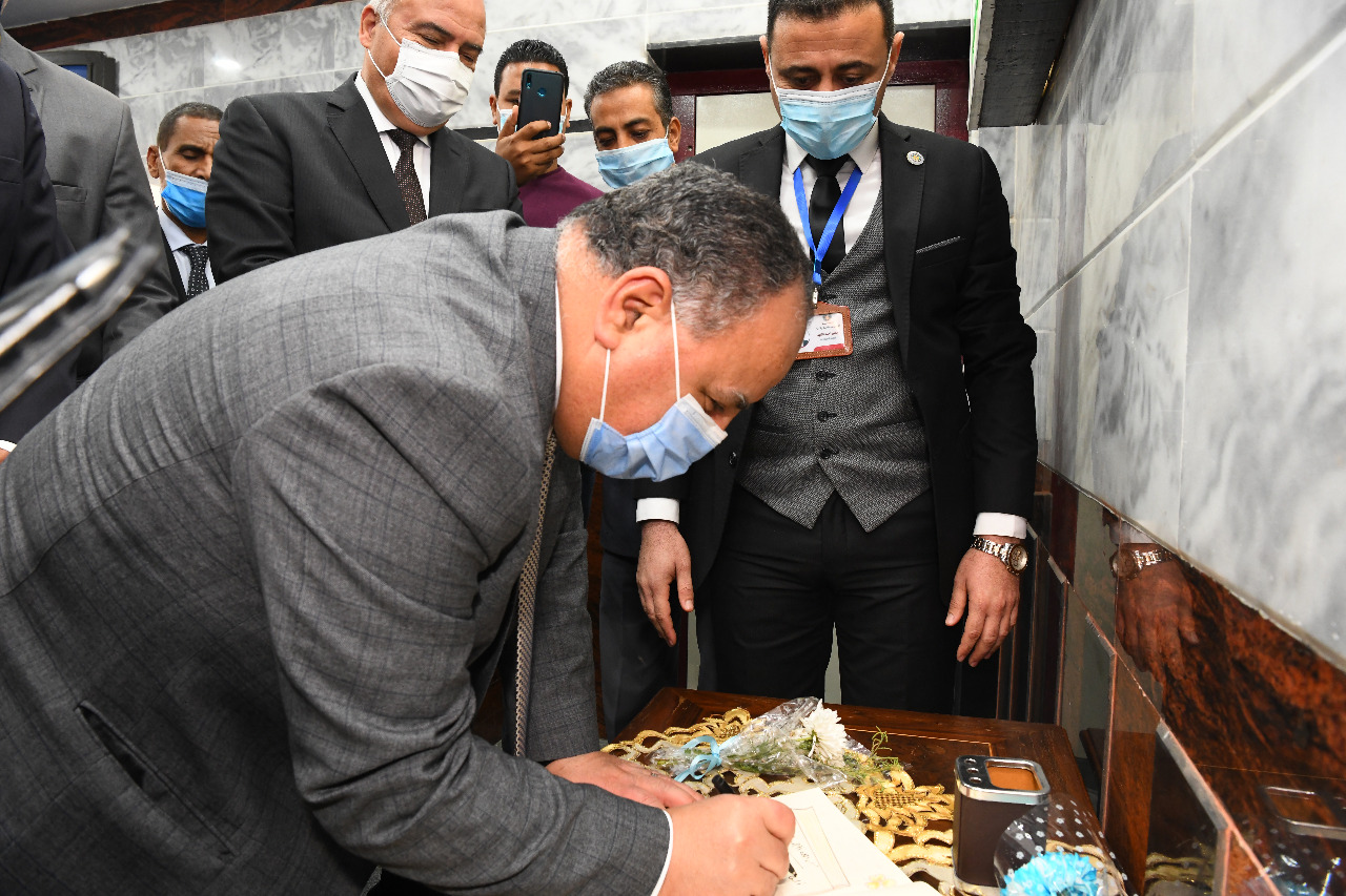 144ffc6a-b128-4ccc-8163-cda513905602