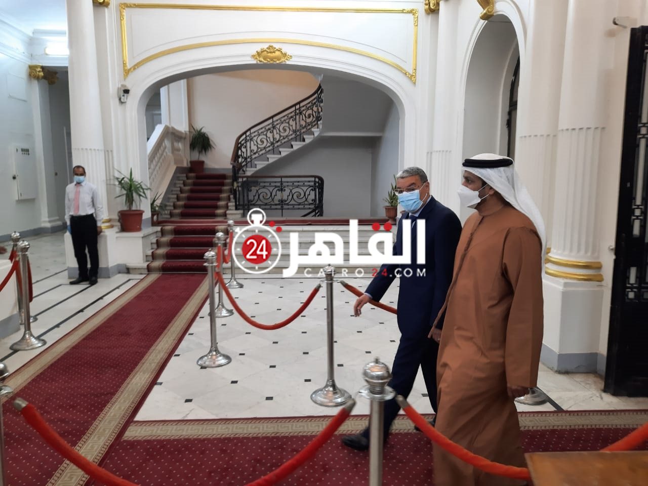 لقاء محافظ المنيا والسفير الإماراتي  3