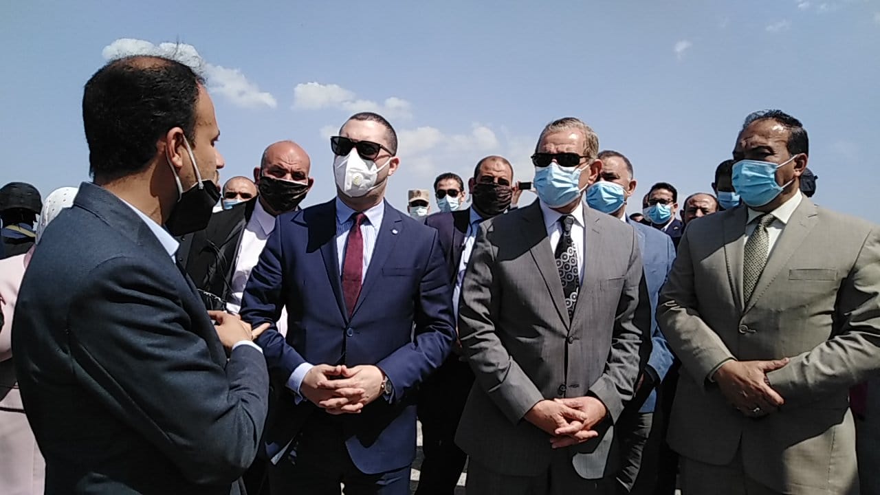 f4cdb323-7bb3-45b8-a2c0-98e723d7d2f9