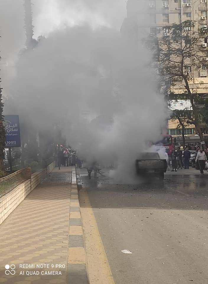 جانب من الحريق