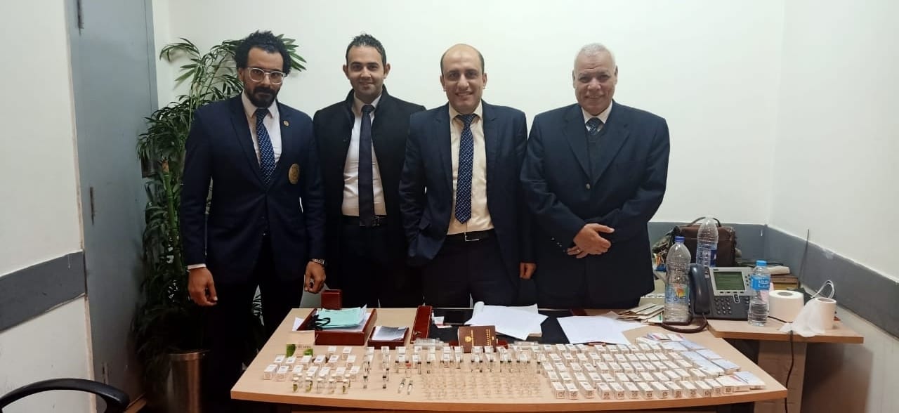 ac2756f9-8511-49b5-b3a5-afa4d6cff983 (1)