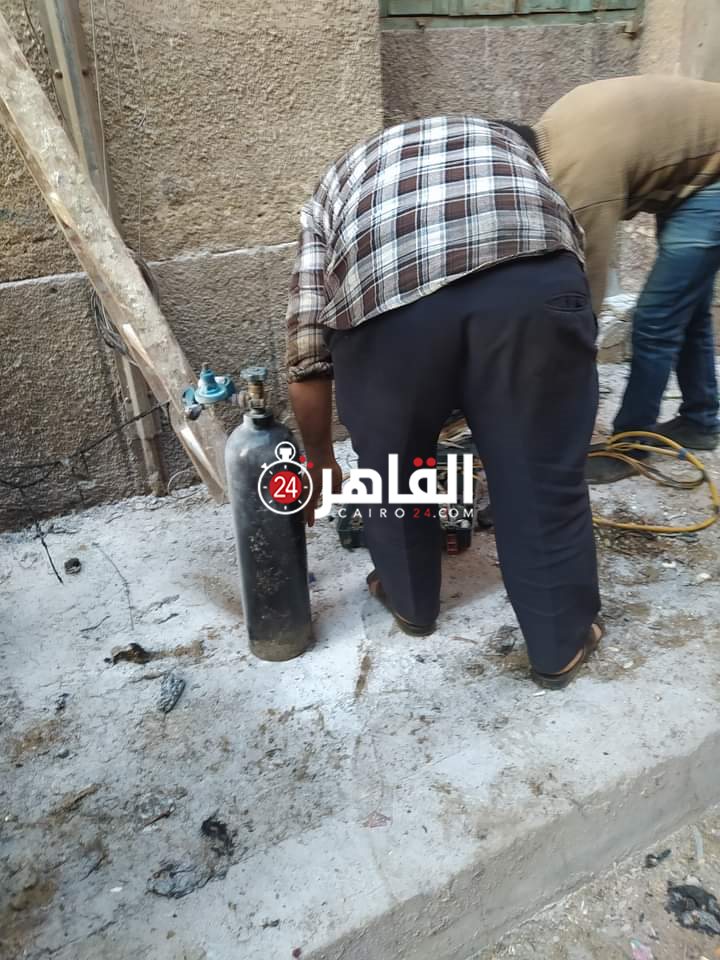 جانب من أثار الحادث