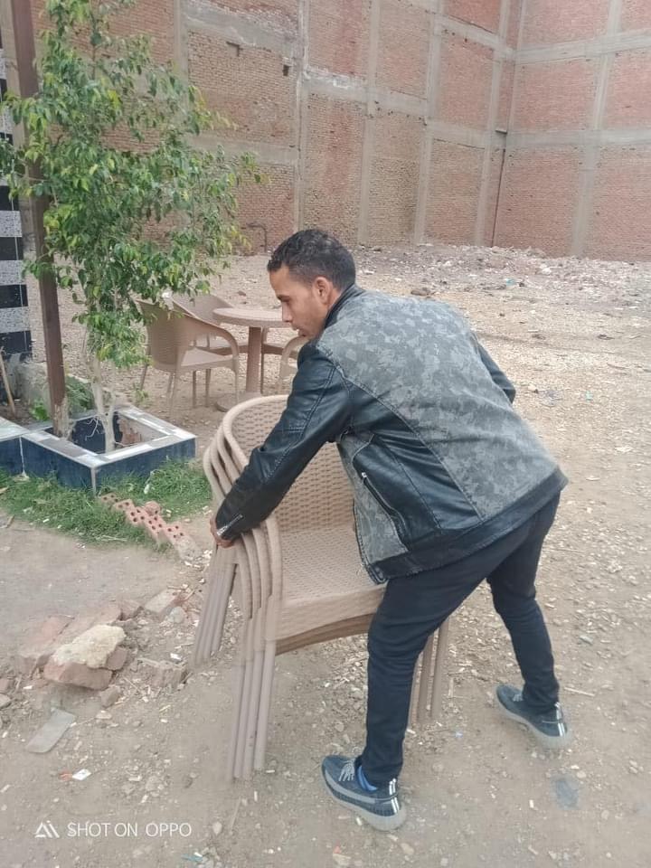 1EB7BD8A-7338-47CA-AA38-6AF3B5ED27EB