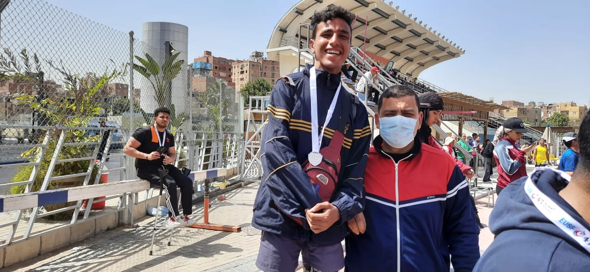 3B3992AA-C375-409F-BB75-9435D2BA0661