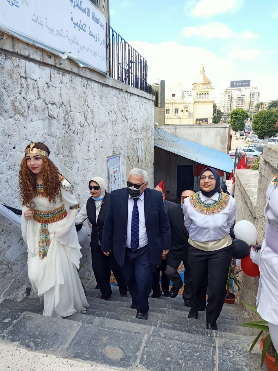 086ec9b7-f800-4fac-8143-1642be66e46e